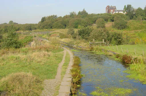 Prestolee Aqueduct