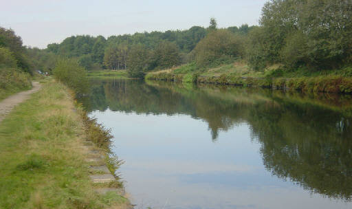 towards Hall Lane