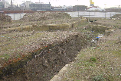 Canal channel at Middlewood at start of work - Photo: Pennine Waterways