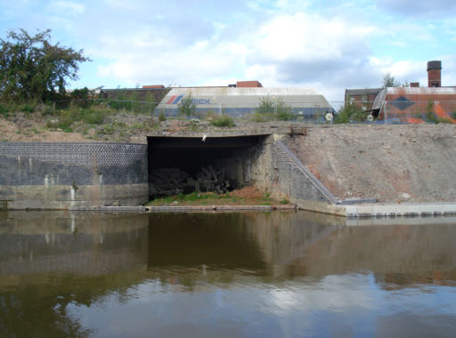 Railway tunnel