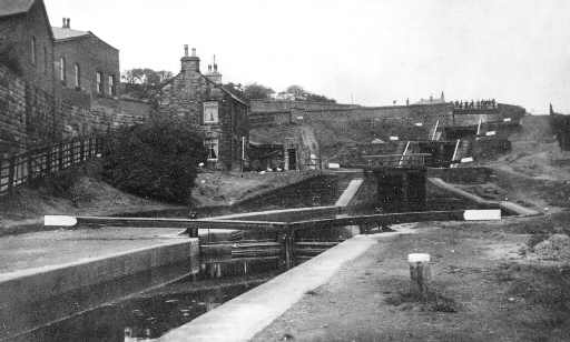 Nob End Locks - Photo: John and Margaret Fletcher Collection