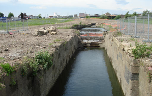 Middlewood Locks, photo: Tony Mooney