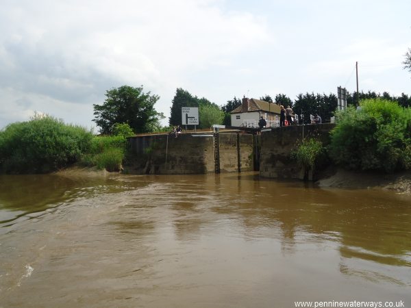 Selby Lock, River Ouse