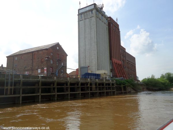 Ideal Flour Mills, Selby, River Ouse Ideal Flour Mills, Selby, River Ouse