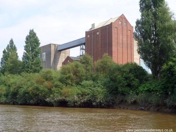 Rank Hovis Imperial Mills, River Ouse Rank Hovis Imperial Mills, River Ouse