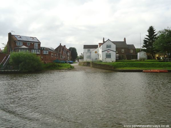 Naburn village, River Ouse Naburn village, River Ouse