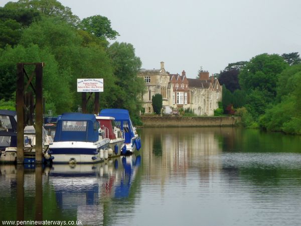 Bishopthorpe Palace, River Ouse Bishopthorpe Palace, River Ouse