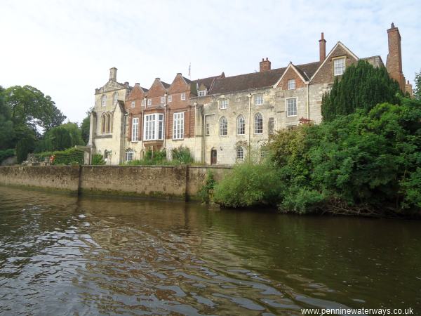 Bishopthorpe Palace, River Ouse Bishopthorpe Palace, River Ouse