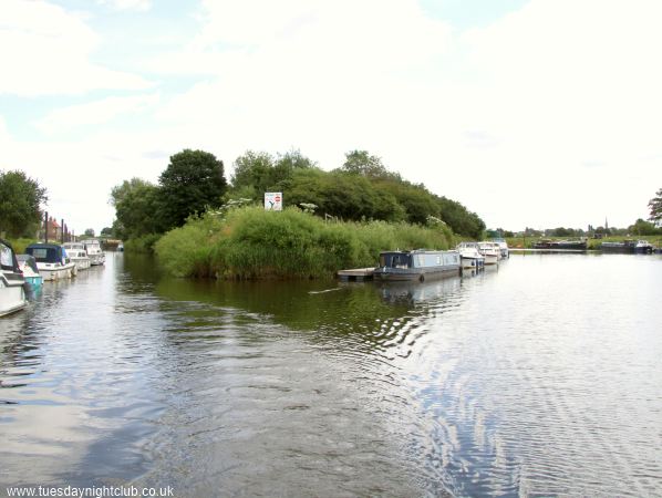 Linton Lock, River Ouse Linton Lock, River Ouse