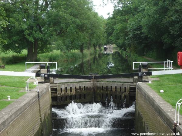 Bell Furrows Lock, Ripon Canal Bell Furrows Lock, Ripon Canal