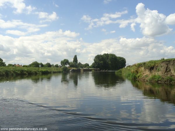 Beal Lock, River Aire Beal Lock, River Aire