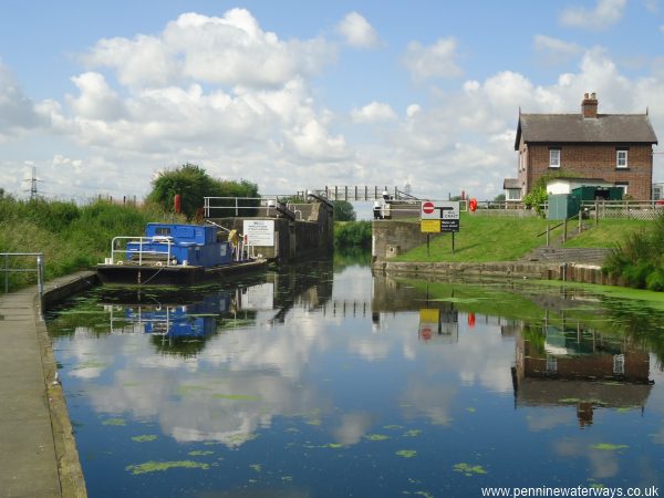 West Haddlesey Flood Lock, Selby Canal West Haddlesey Flood Lock, Selby Canal