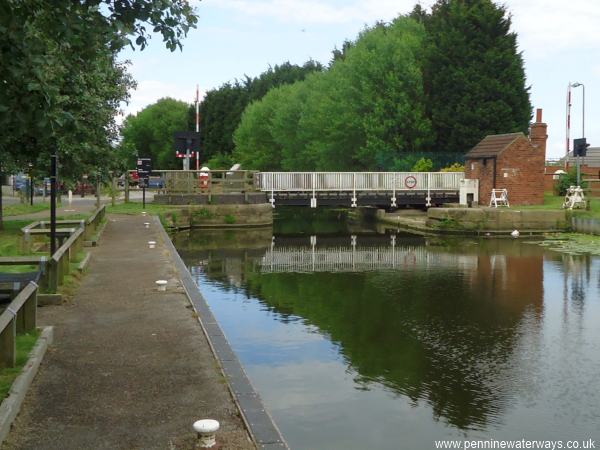 Selby Swing Bridge, Selby Canal Selby Swing Bridge, Selby Canal