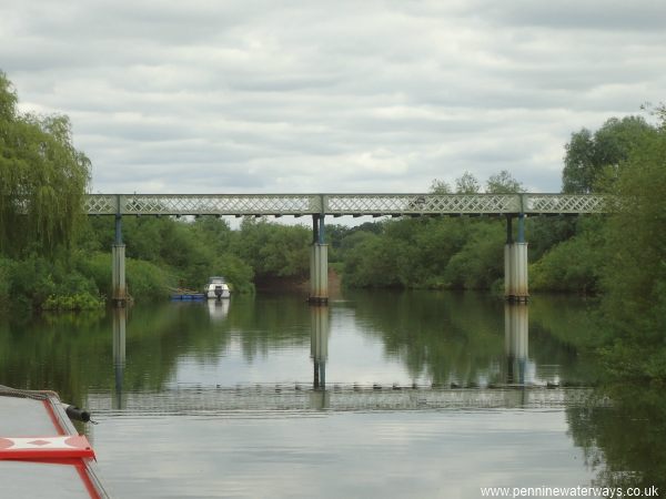 Aldwark Toll Bridge, River Ure Aldwark Toll Bridge, River Ure
