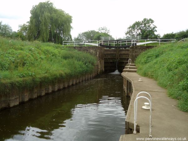 Milby Lock, River Ure Milby Lock, River Ure