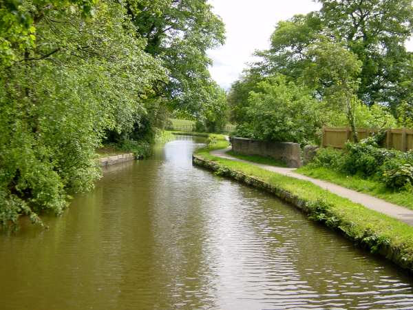 Hatherlow Aqueduct, Romiley