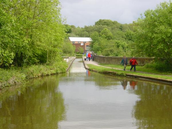 Approaching Marple Aqueduct