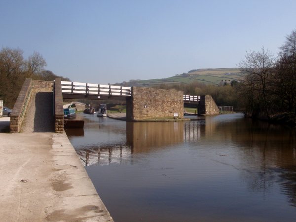 horse bridges at Bugsworth