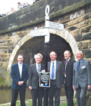 The signpost. Photo courtesy of British Waterways