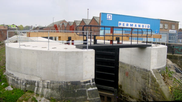 Lock 77, Rochdale Canal