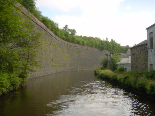Great Wall of Tod, Rochdale Canal