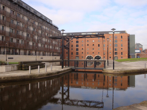 Piccadilly Basin, Rochdale Canal