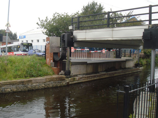 Grimshaw Lane Lift Bridge, Rochdale Canal