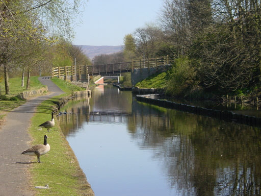 Edinburgh Way, Rochdale Canal