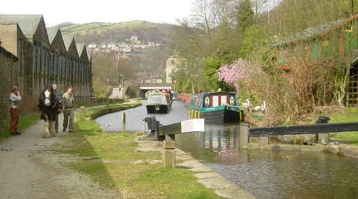 horse-drawn trip boat