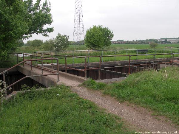 Newton Brook, Sankey Canal