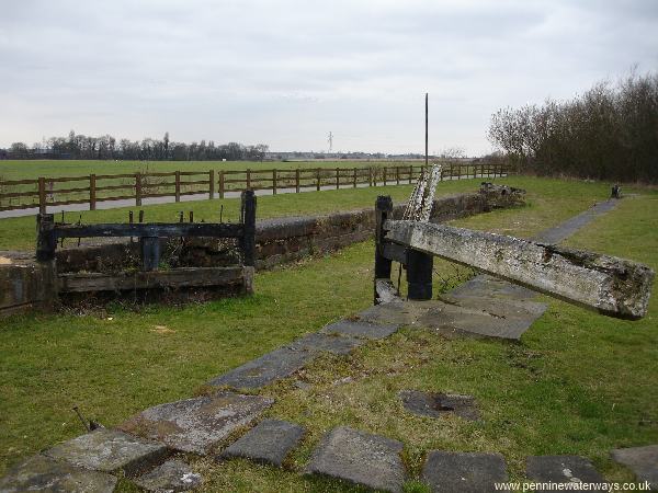 Winwick Lock, Sankey Canal Winwick Lock, Sankey Canal