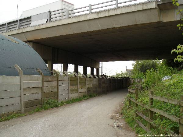 M62 bridge, Sankey Canal M62 bridge, Sankey Canal