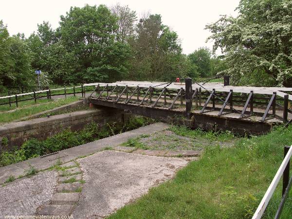 Bewsey Swing Bridge, Sankey Canal