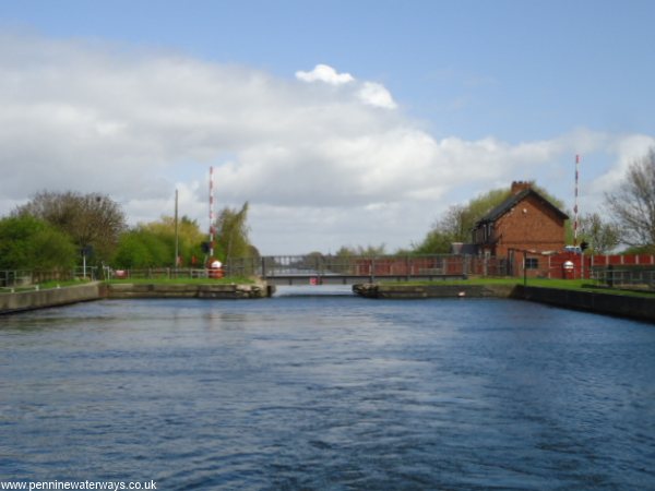 Low Lane Swing Bridge