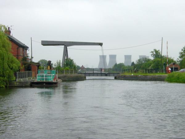 Top Lane Lift Bridge