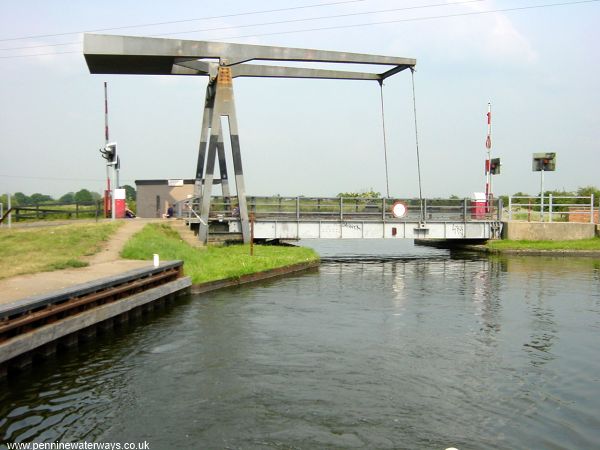 Wykewell Lift Bridge, Thorne