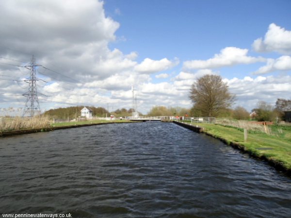 Crook O'Moor Swing Bridge, Medge Hall