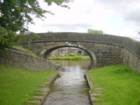 Roving bridge at Marple, Macclesfield Canal, computer desktop wallpaper