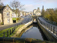Huddersfield Narrow Canal at Old Bank, Slaithwaite, computer desktop wallpaper